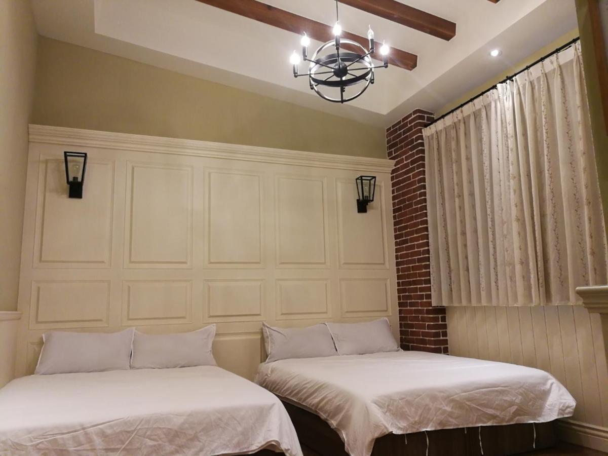 羅東夜市舒果shugo B&B 近清溝夜市 國旅卡特約店 配合手作早餐店及租車行 Luodong Esterno foto