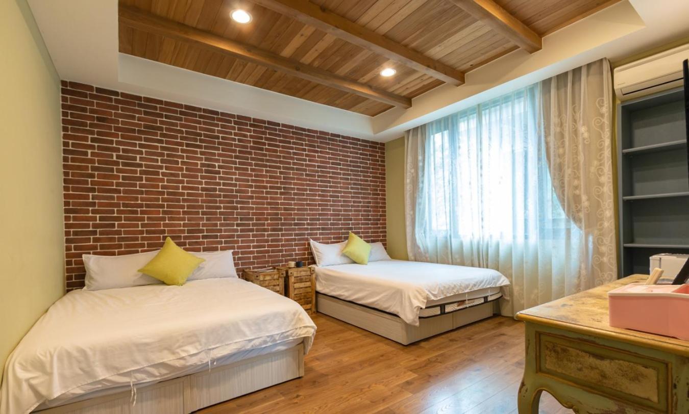 羅東夜市舒果shugo B&B 近清溝夜市 國旅卡特約店 配合手作早餐店及租車行 Luodong Esterno foto